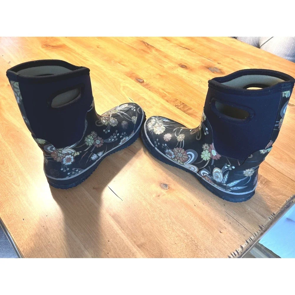 Bogs Classic Mid Autumn Floral Rain Boots Womens 8 Waterproof Winter Snow 52037